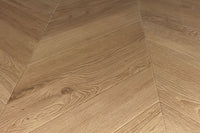 Conchita Vinyl  Chevron